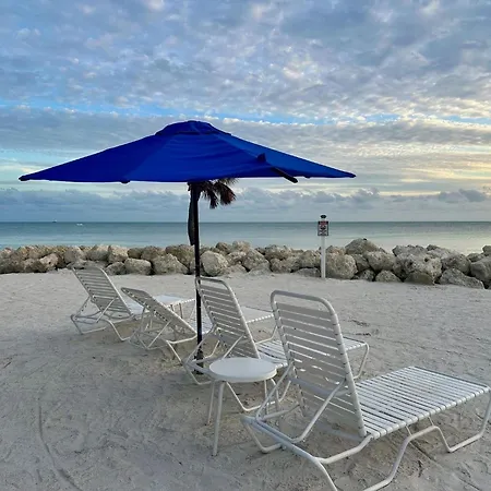 Villa Leaward Isle Island Retreat